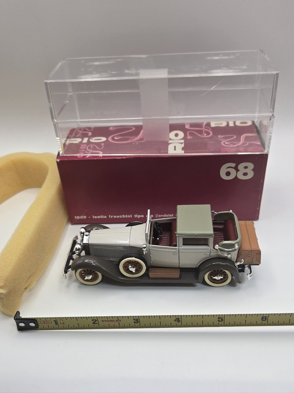 Vintage Rio No. 68 1:43 Scale Diecast Model 1929 Isotta Fraschini Tipo 8A